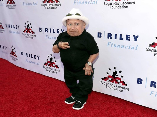 18-Verne Troyer: actor y especialista, falleció el 21 de abril a los 49 años de edad