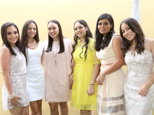 Senior breakfast de la Escuela Americana