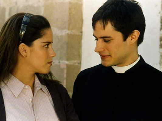 El crimen del padre Amaro. <br/>Es una película que llega a la plataforma narrando la historia de un sacerdote joven que se traslada a un pequeño poblado donde se enfrentará a amenazas políticas y pasionales. Se estrena el 1 de agosto.