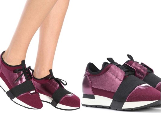 Inconfundible sello del diseñador alemán, Demna Gvasali, director creativo de Balenciaga similares a los sneakers plateados este diseño guarda las mismas características, ideales para esos días de fashion fever, los bloggers lo saben y por esto están en su lista de prendas favoritas