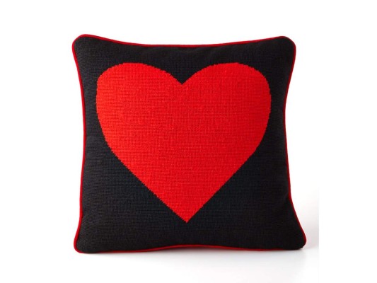 Almohadón cen negro y rojo by Jonathan Adler