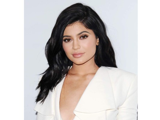 Kylie Jenner ya es mamá de una niña