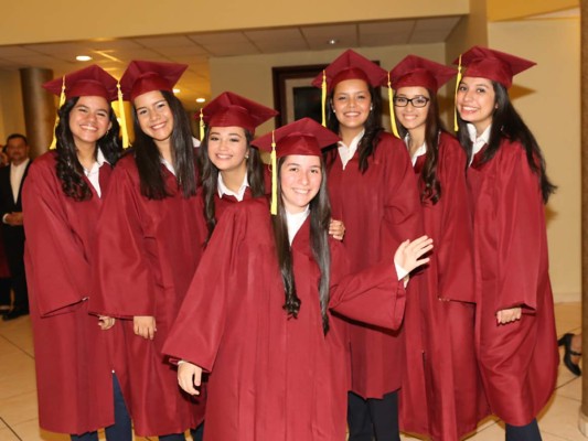 Graduación de CEAD Christian School