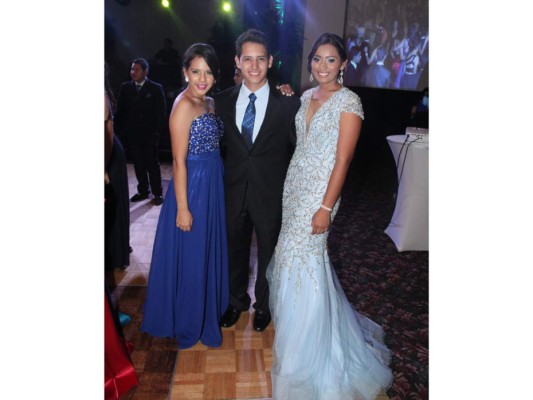 Prom night de New Horizon School  