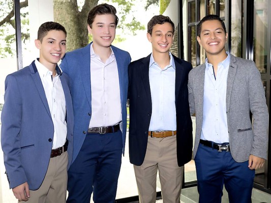 El seniors brunch de la escuela Internacional Sampedrana 2017  