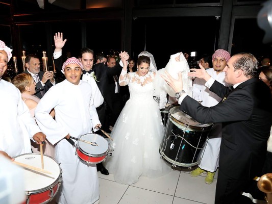 Recepción de la boda de Soad Facussé y Nelson Valencia