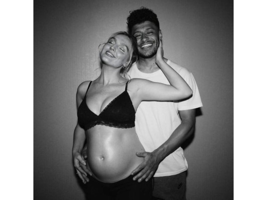Solo tres días después de que Leigh-Anne anunciara su embarazo, otra miembro de Little Mix, Perrie Edward, reveló que también estaba en cinta junto a su novio, el futbolista Alex Oxlade-Chamberlain.
