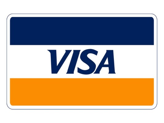 Por su parte, la empresa de tarjetas, Visa dijo que tomaría medidas de sanciones conforme el conflicto se vaya desarrollando.