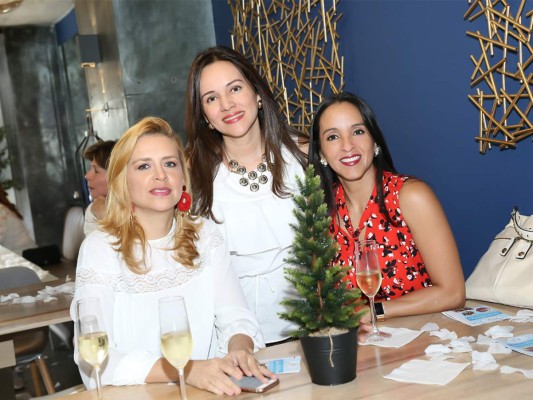 White Lunch para apoyar a Hogares CREA
