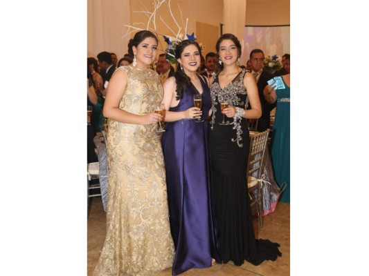 Prom night de la International School