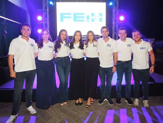 Daniel Goldstein, Tesla Gúzman, Sussie Pineda, Kristen Canahuati, Vivian Santamaria, Juan Carlos Sikaffy, Aldo Micheletti y Roger Valladares, representantes de FEIH zona norte. Foto:Gerson Alachán