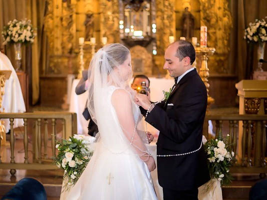 La boda de Azaria Martínez y Fernando Torres