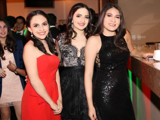 Viena Espinoza y Pascale Khaliliye