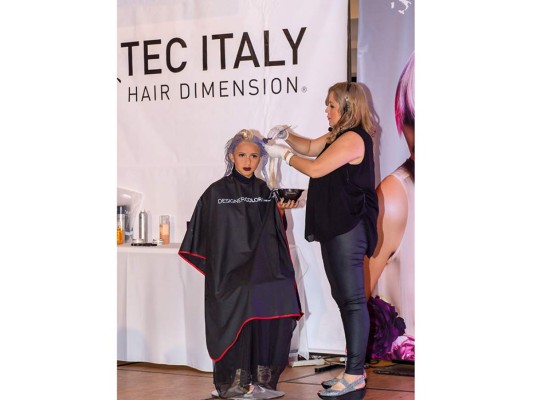 Tec Italy presenta nueva tendencias de color de cabello   