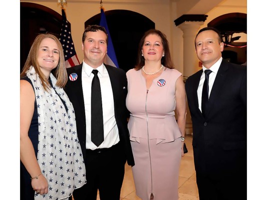 Fervor, amor y patriotismo durante la celebración de la independencia de los Estados Unidos