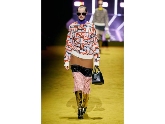 Prada presenta colección Otoño/Invierno 2022