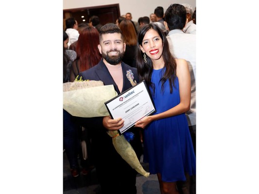 Unitec presentó el desfile de modas 'El Diseño en Todo'  