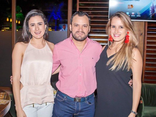 Un éxito el Wine Up del Club Arabe y Estilo