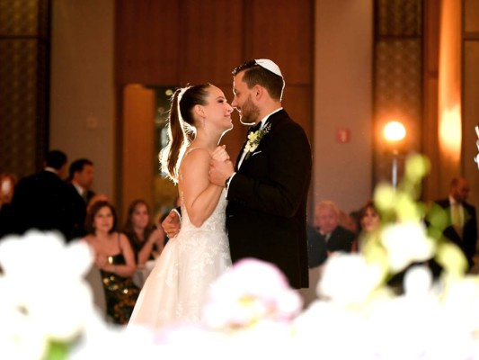 La boda de Francisco Bueso y Karina Schwartzman