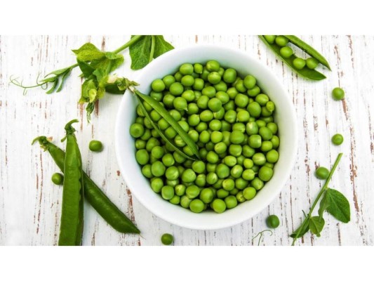 5. Espinaca <br/>Te recomendamos cultivar en suelos húmedos, sin embargo puede crecer en cualquier tipo de suelo orgánico. La espinaca crece rápido, pero debe sembrarse en huertos separadas por 30 centímetros de distancia entre sí. Entre sus beneficios; es un efectivo antiinflamatorio y contiene beneficios neurológicos que regulan la presión arterial y mejora el metabolismo.<br/>