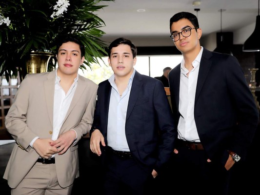 Mario Flores, Rodrigo Girón y Jorge Reyes