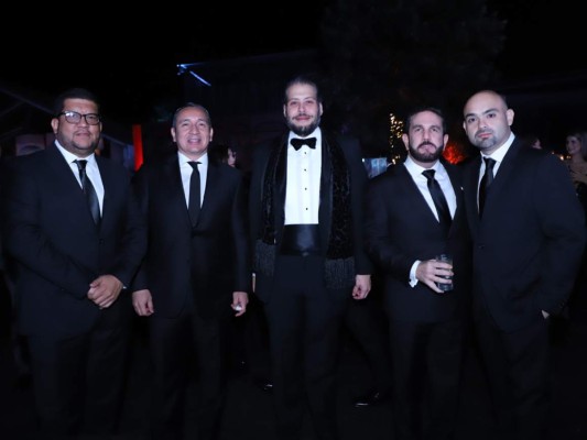 Mario Trochez, Juan Carlos Suazo, Juan Carlos Rodriguez, Hector Abudoj y Melvin Simon