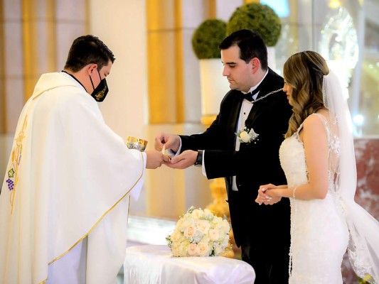 La boda de Alessandro Muccioli y Eva Pineda