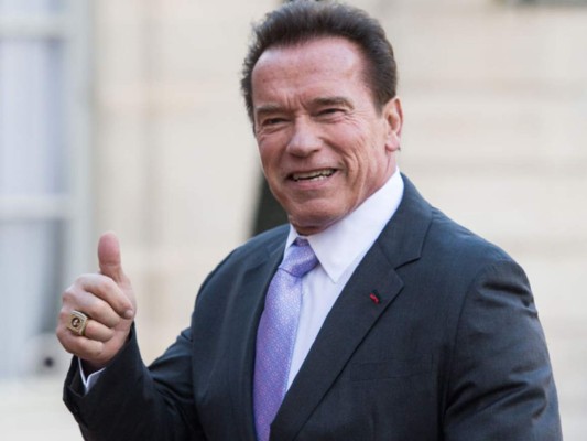 Subastan un autógrafo de Schwarzenegger para salvar tortugas