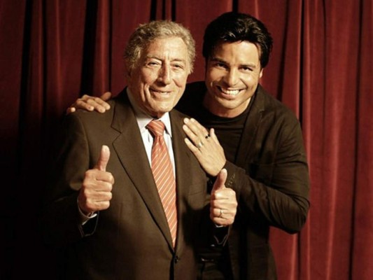 Tony Bennett y Chayanne<br/>Aquí una sorprendente pero maravillosa joya, Tony Bennett, un reconocido cantante de Jazz y el guapísimo y talentoso Chayanne con ''The Best Is Yet To Come'' si no la has escuchado, te recomendamos lo hagas ahora mismo.<br/>