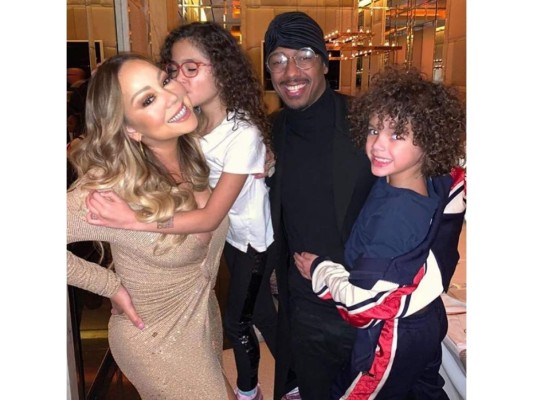 Mariah Carey celebró con su ex esposo, Nick Cannon, y sus dos hijos.