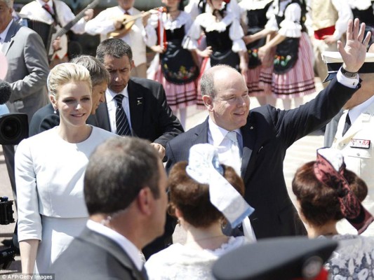 Mónaco celebra el bautizo de Jacques y Gabriella