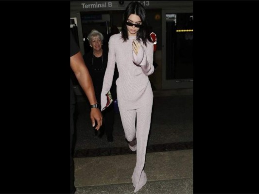Los complicados pantalones que usa Kendall Jenner