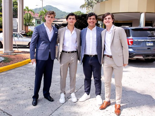 Senior Brunch de la Escuela Internacional Sampedrana 2022