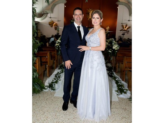 La boda eclesiástica de Paola Pineda y Alejandro Martínez    