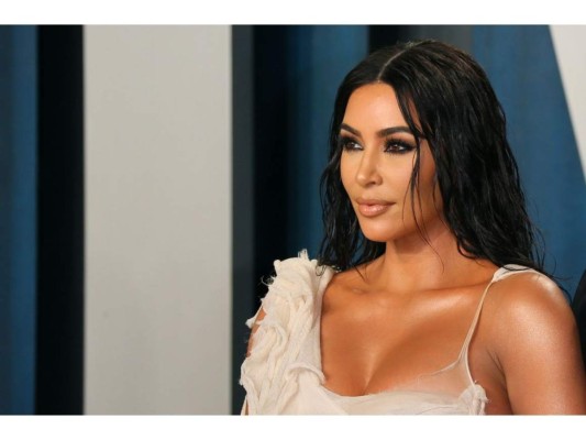 3. Kim Kardashian gana por publicación 858.000 dólares.