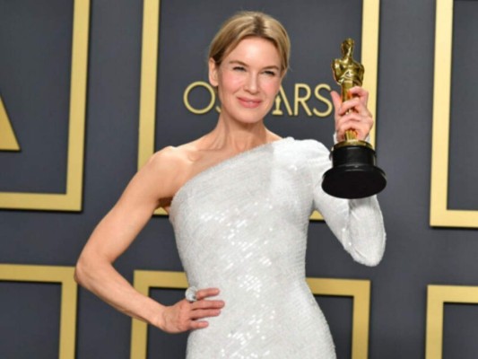 'Judy Garland no recibió este honor en su tiempo, estoy segura de que este momento es una extensión de la celebración de su legado', afirmo Zellweger, destacando esa herencia 'de excepcionalísimo único e exclusividad y generosidad de espíritu'.
