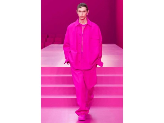 Valentino y su mundo color rosa: colección Otoño/Invierno 2022