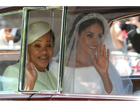 Meghan Markle acompañada de su madre, Doria Ragland