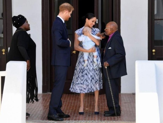 Los Sussex hicieron su primera gira junto a Archie en Sudáfrica en 2019 y se reunieron con el arzobispo Desmond Tutu.