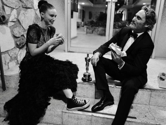 Joaquín Phoenix y Rooney Mara están esperando a su primer hijo