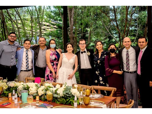 La boda de Pablo Rucks y María Reneé de León