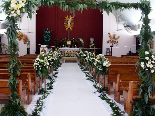 La boda eclesiástica de Paola Pineda y Alejandro Martínez    