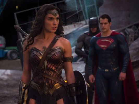 Gal también ha participado en filmes como Knight and Day (2010) o Triple 9 (2016). Pero lo que le cambió la vida fue su fichaje como protagonista de Wonder Woman que se estrena en 2017, además de sus apariciones en Batman Vs Superman y en las dos partes de 'The Justice League' en 2017 y 2019.