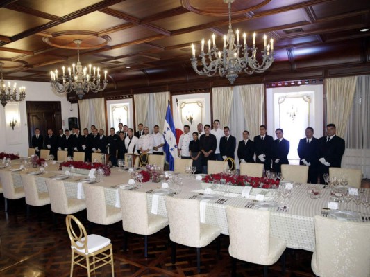 Cena con la Princesa Mako en Casa Presidencial