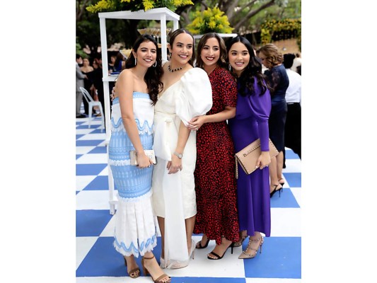 Yami Hawit, Angella Andonie, Paola Arguello y Analucia Alvir