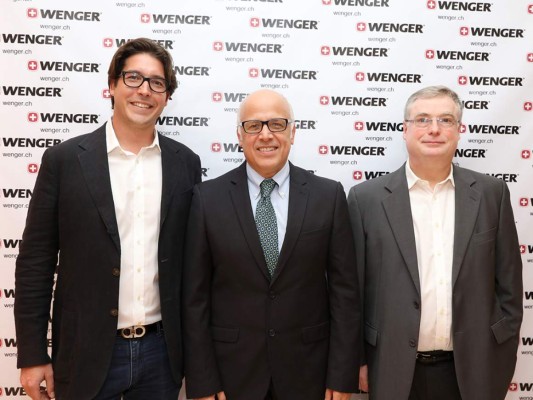 Relojería suiza de punta en Albrook Mall, Panamá