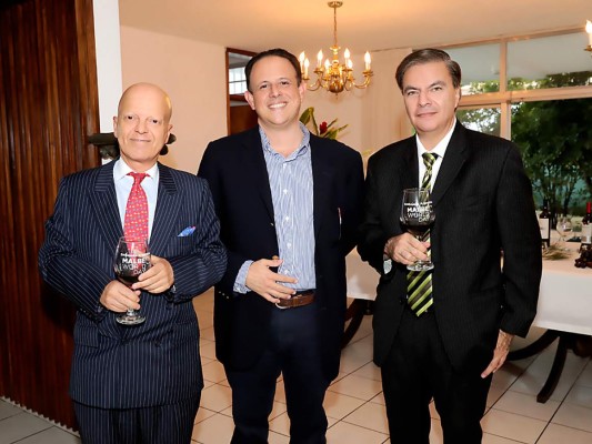 Celebración por día del Malbec en embajada de Argentina