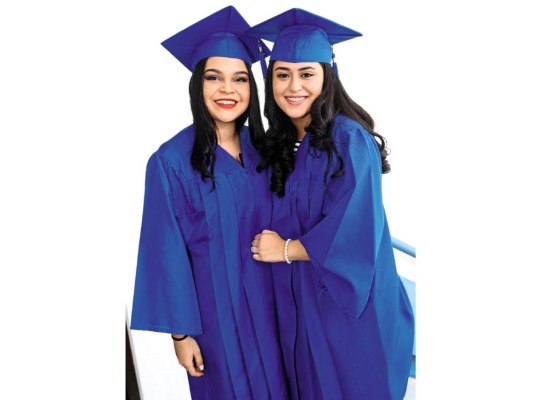 La graduación de los seniors 2016 de Macris School