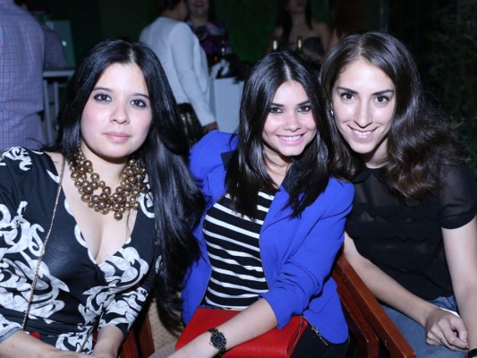 Apertura Up Lounge y Club