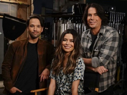 ¡Estrenan el tráiler oficial del regreso de iCarly!